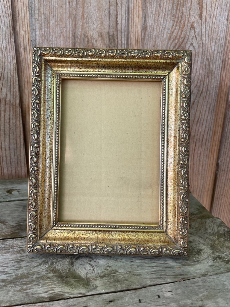 Vintage Ornate Gilded Fits 5x7 Frame
